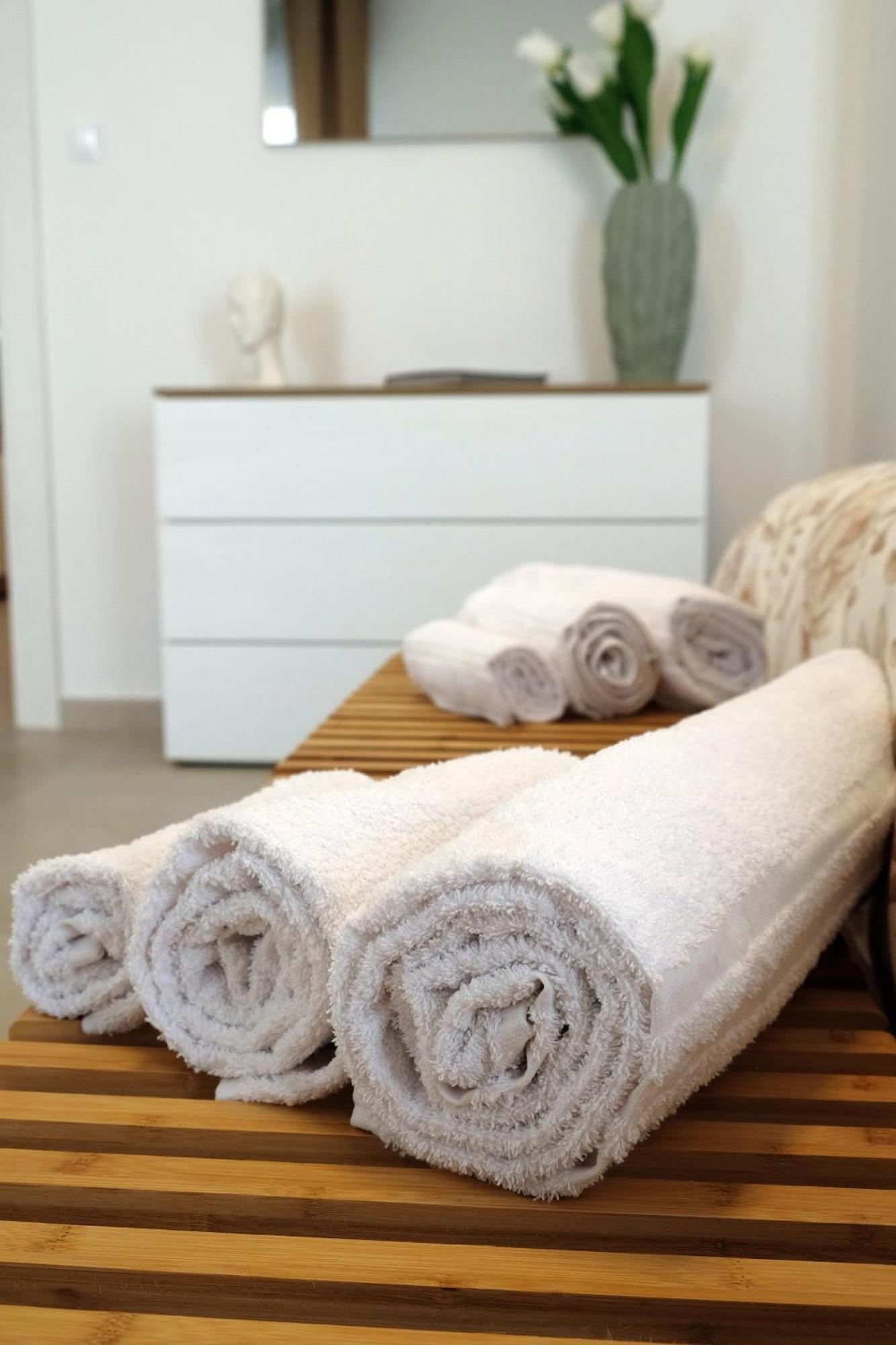 Victoria Home Living คาตาเนีย ภายนอก รูปภาพ