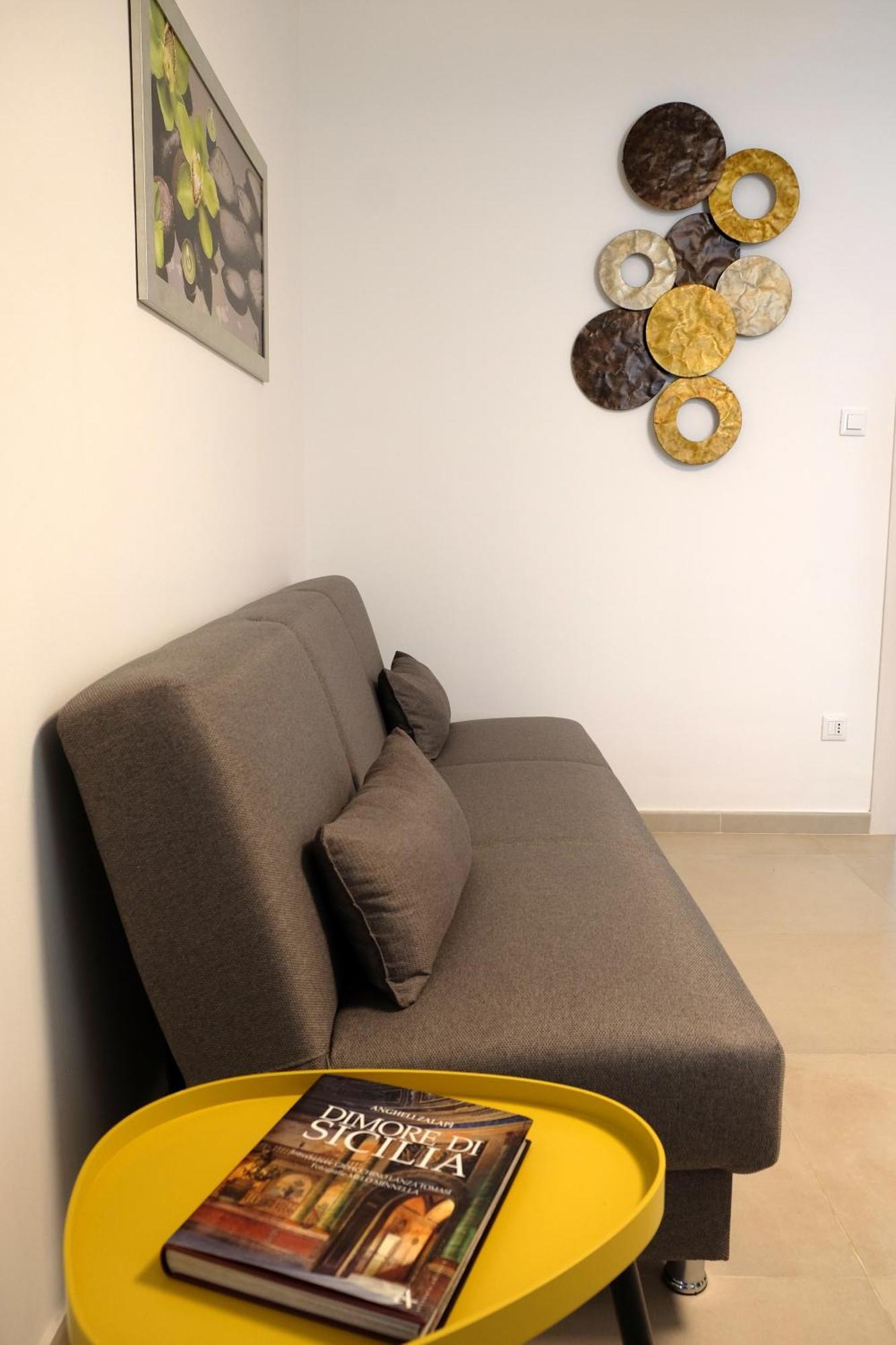 Victoria Home Living คาตาเนีย ภายนอก รูปภาพ